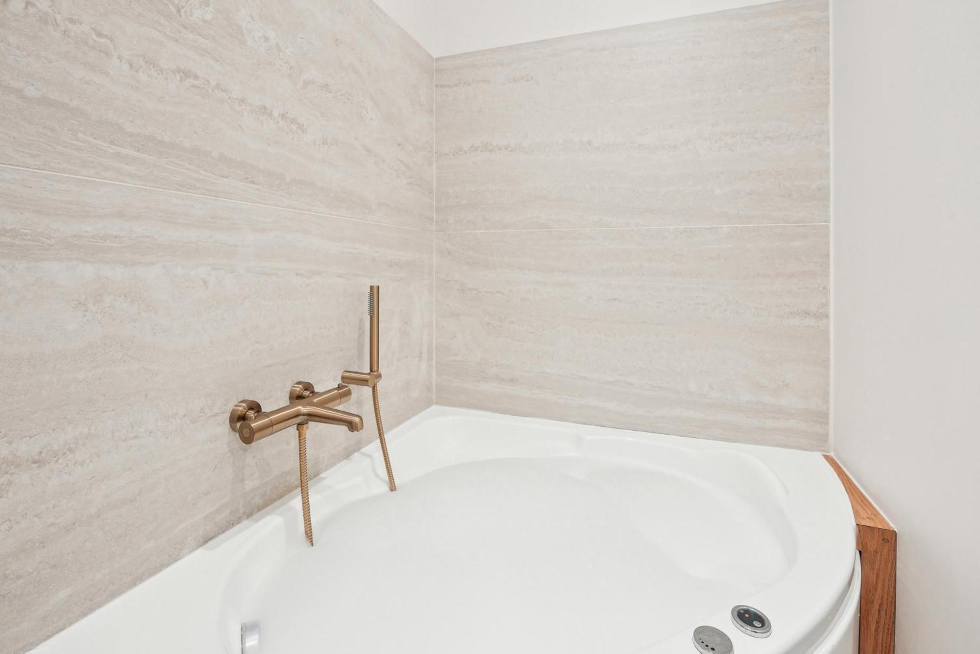 Lavie Maison Central & Hot Tub Bordeaux Extérieur photo